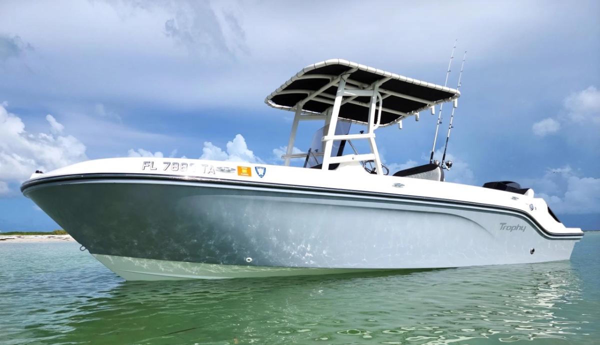 Sunshine Living Boat Rental